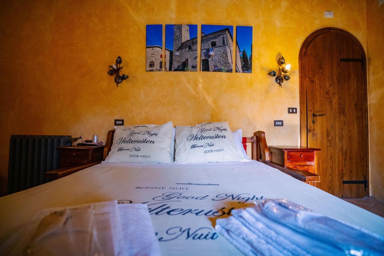 Aparthotel Castello Di Giomici Esterno foto