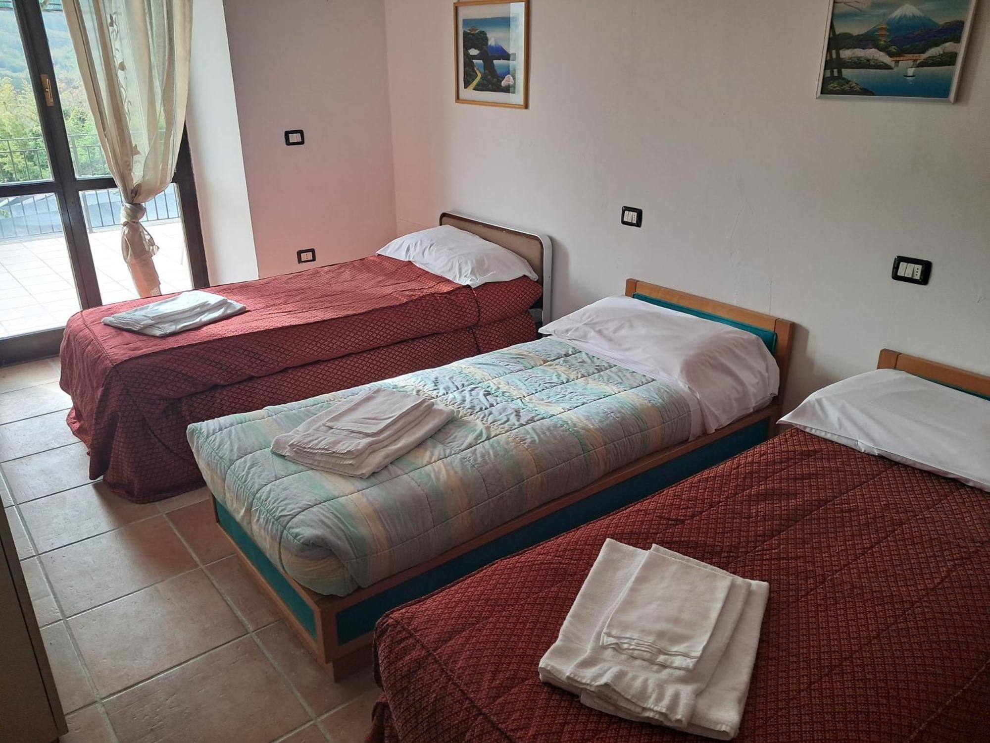 Aparthotel Castello Di Giomici Camera foto