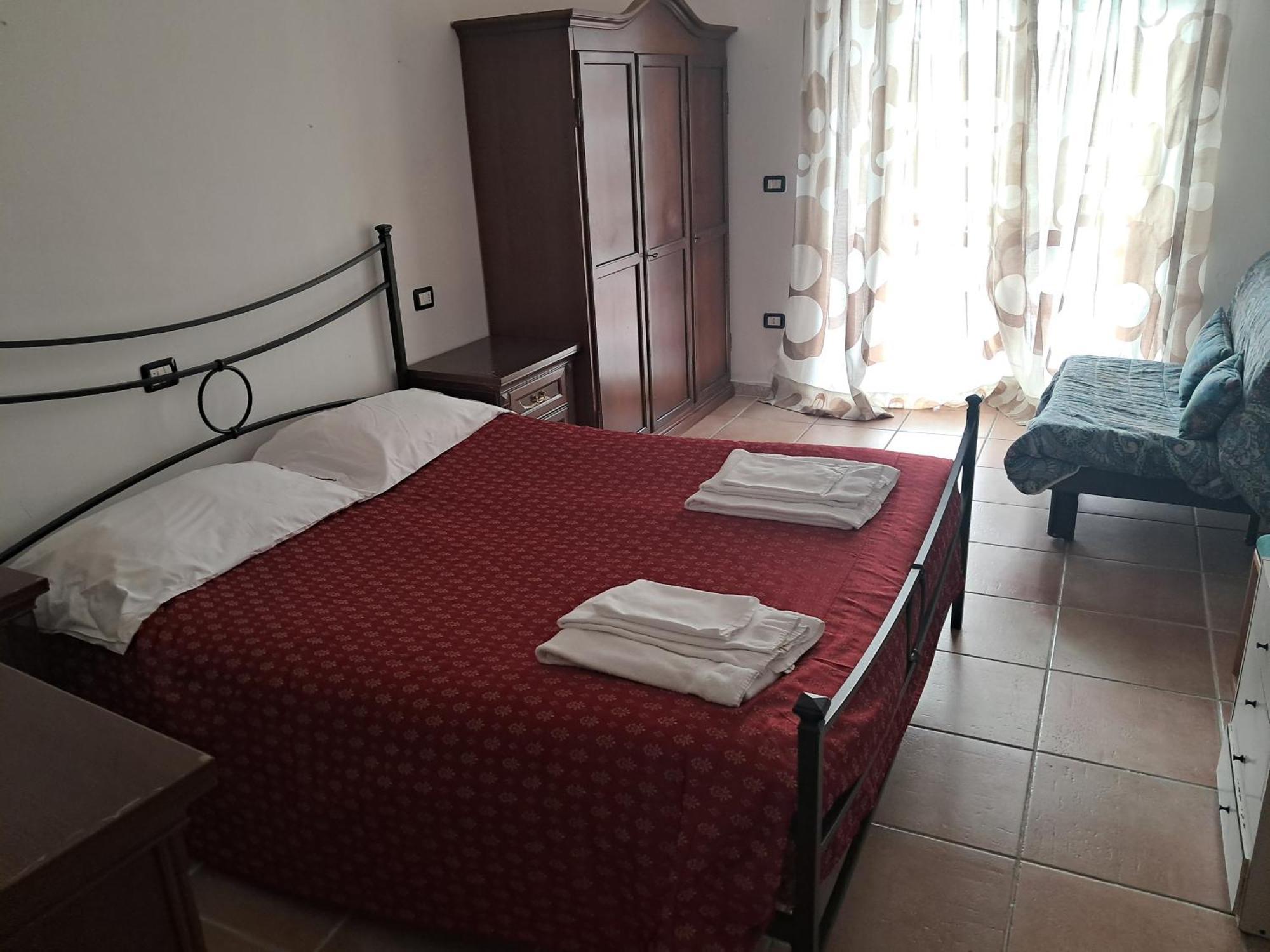 Aparthotel Castello Di Giomici Camera foto