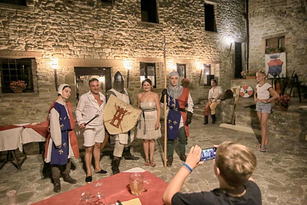 Aparthotel Castello Di Giomici Esterno foto